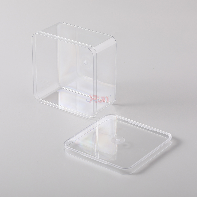 As a packing caps wholesaler, we provide closures for our square plastic box, securing it as a reliable food container for cookie packaging.